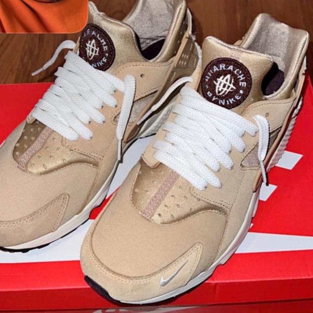 nike huraches size 10.5 men